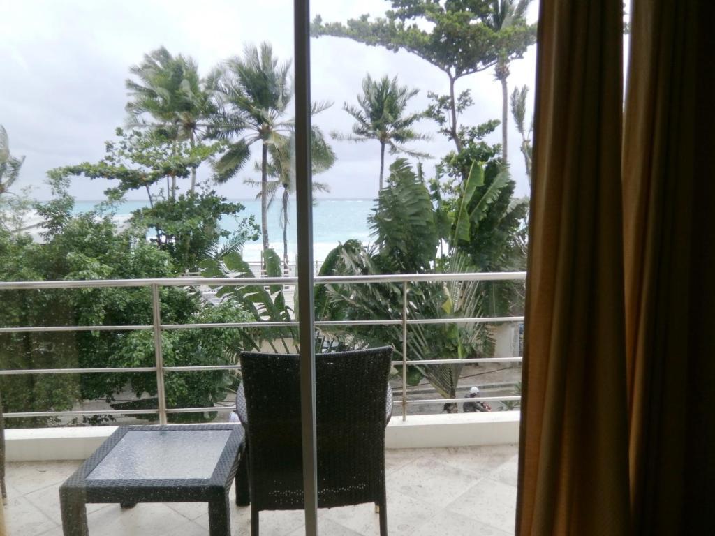 Beachcomber Resort Balabag  Экстерьер фото